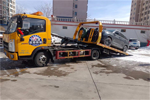 雨湖救援拖车费用怎么算